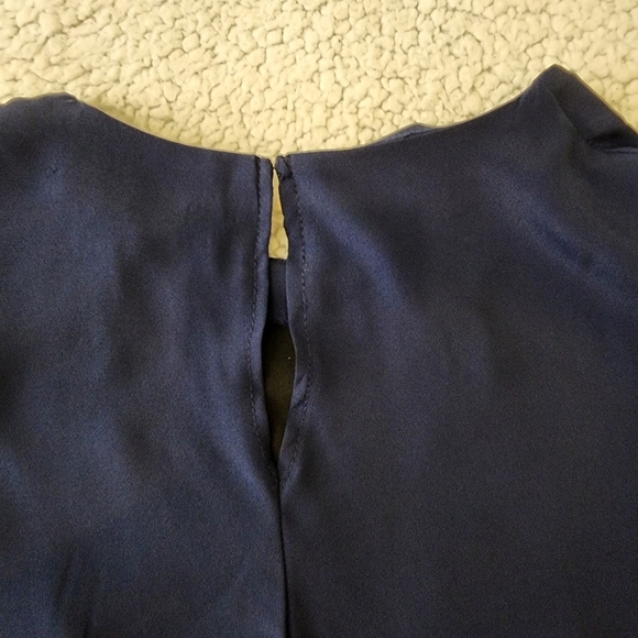 5 twelve Blue and black sleeveless career blouse size small - Picture 7 of 9